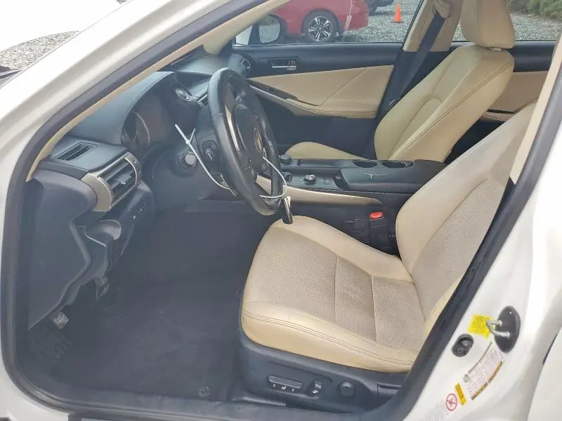 2015 LEXUS IS 250  