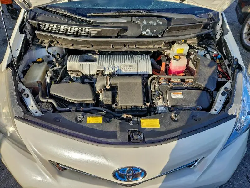 2013 TOYOTA PRIUS V   