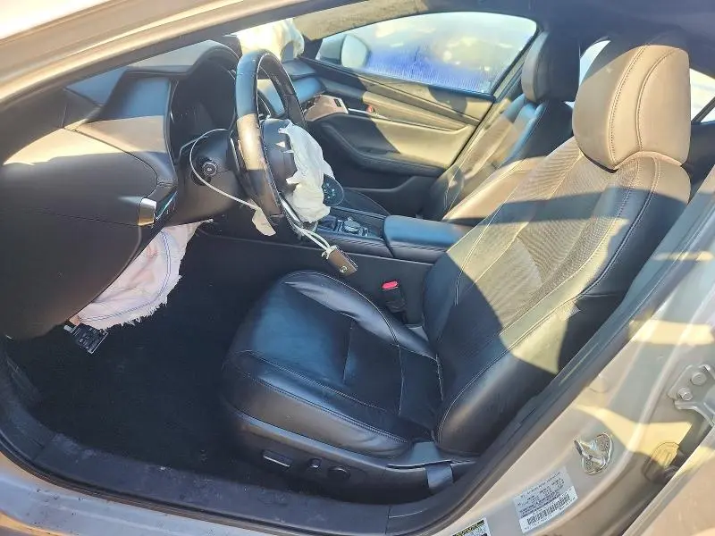 2022 MAZDA 3 PREMIUM  