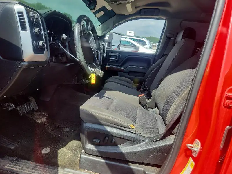 2017 GMC SIERRA K2500 SLE  