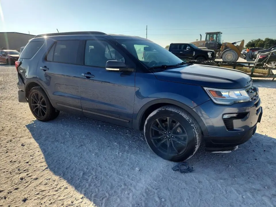 2018 FORD EXPLORER XLT  