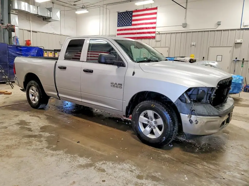 2014 RAM 1500 ST  