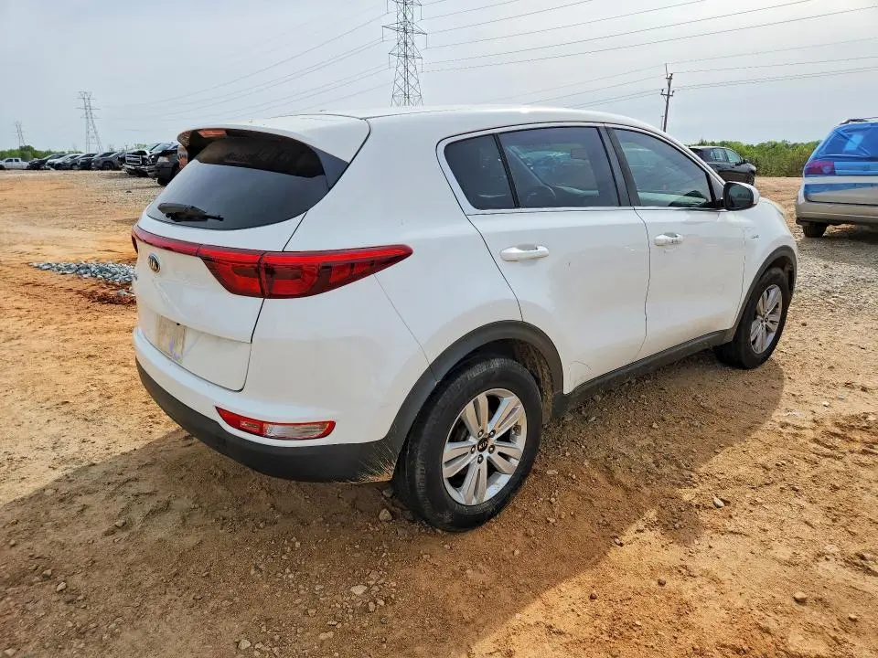 2018 KIA SPORTAGE LX  