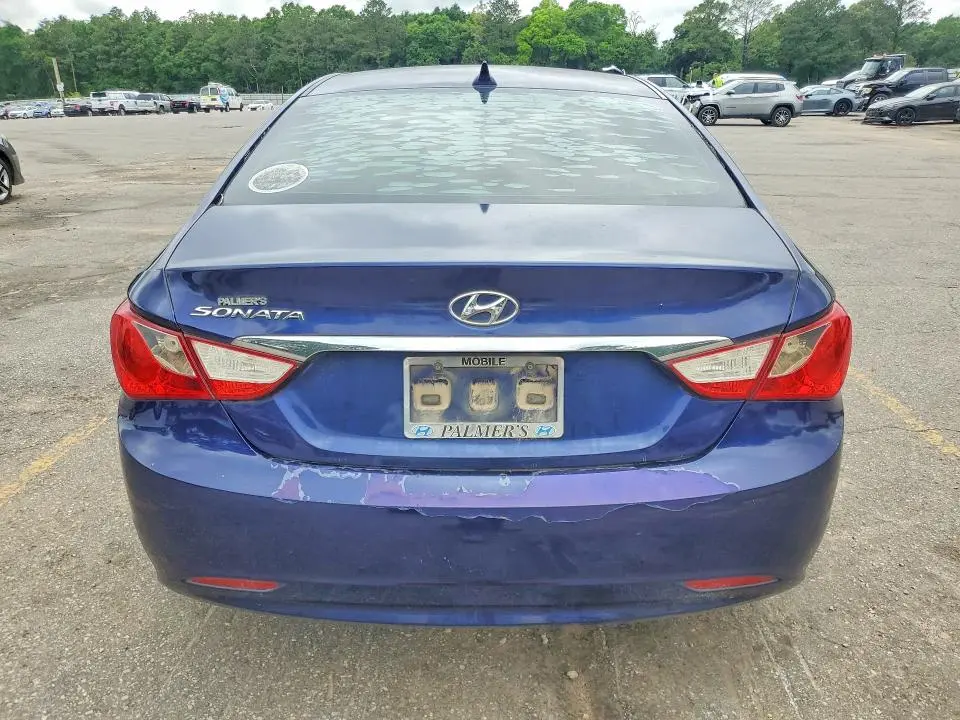 2011 HYUNDAI SONATA GLS  