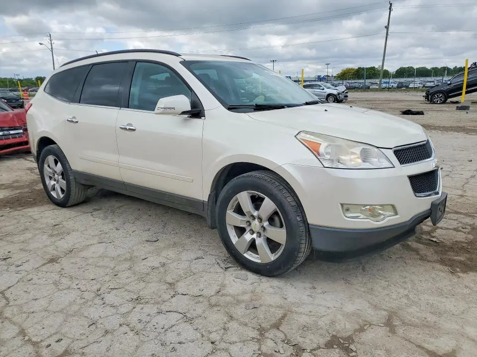 2012 CHEVROLET TRAVERSE LT  