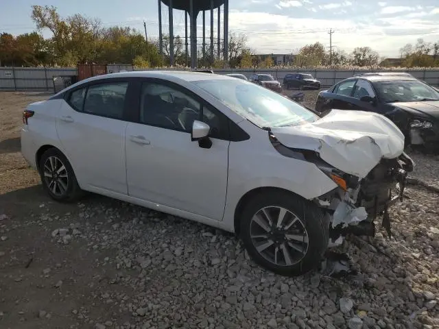 2023 NISSAN VERSA SV  