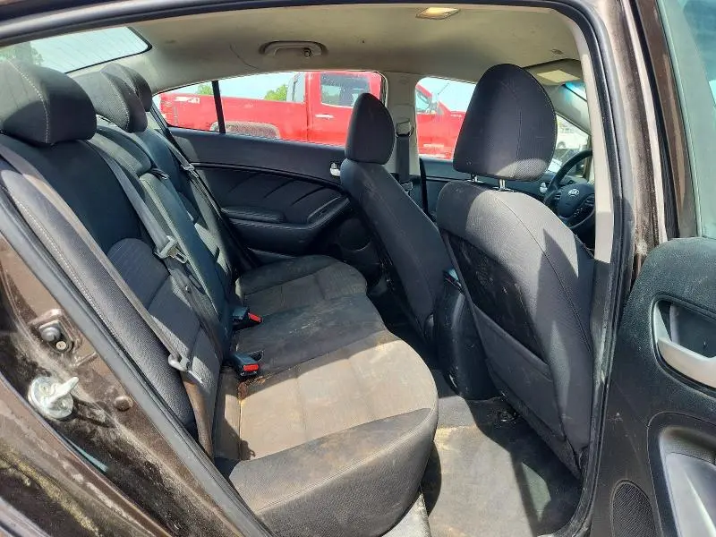 2017 KIA FORTE LX  