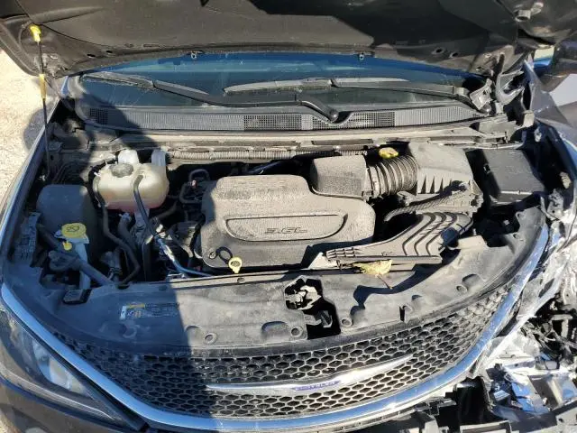 2020 CHRYSLER PACIFICA TOURING  