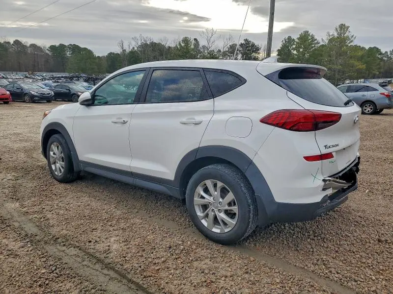2021 HYUNDAI TUCSON SE  