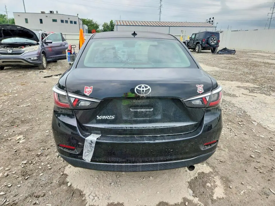 2019 TOYOTA YARIS L  