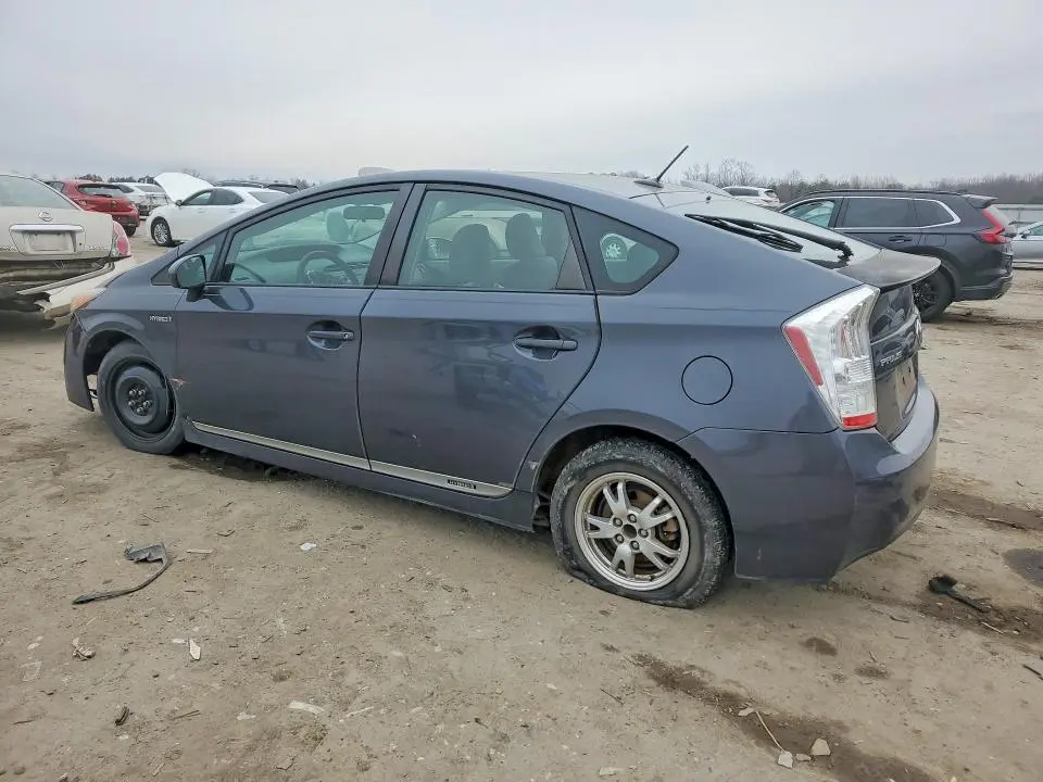 2011 TOYOTA PRIUS TWO  
