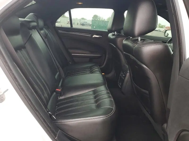 2019 CHRYSLER 300 S  