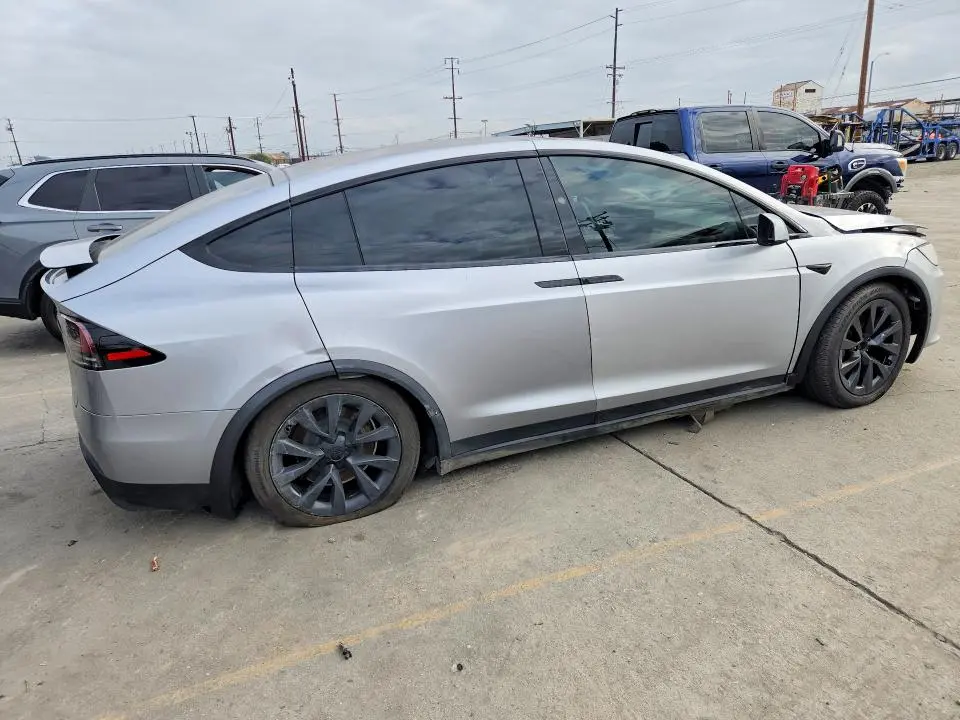 2025 TESLA MODEL X   