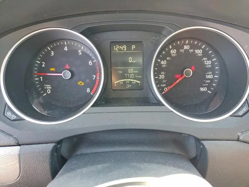 2015 VOLKSWAGEN JETTA SE  