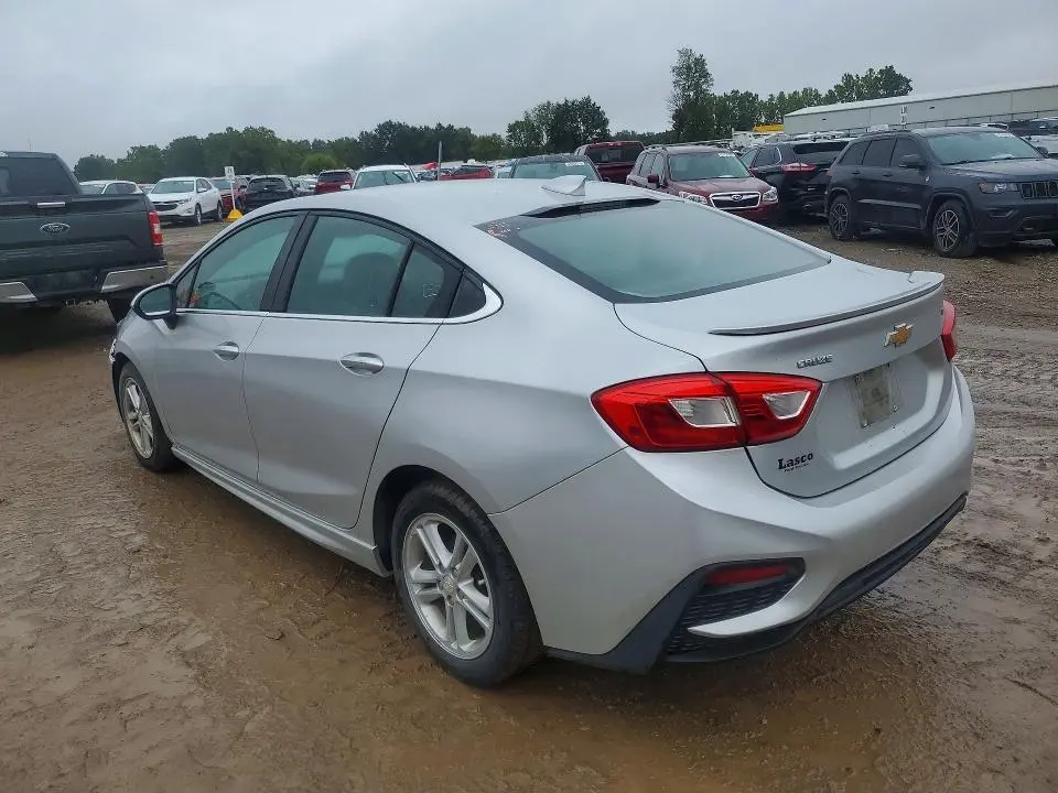 2016 CHEVROLET CRUZE LT  