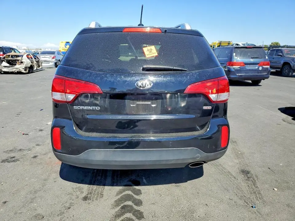 2014 KIA SORENTO LX  