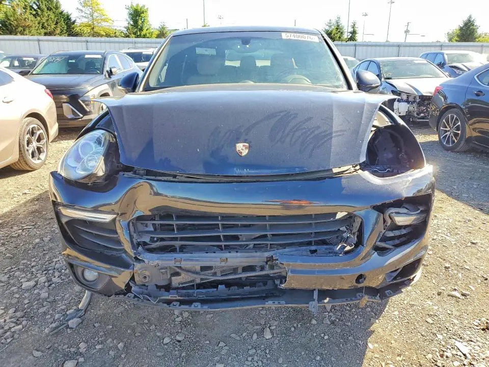 2018 PORSCHE CAYENNE   