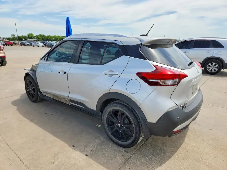 2020 NISSAN KICKS SR  