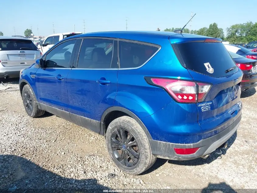 2017 FORD ESCAPE SE