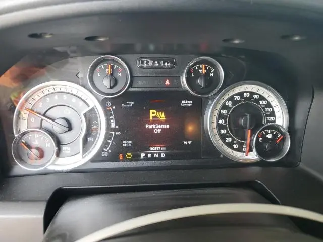 2016 RAM 1500 SLT  