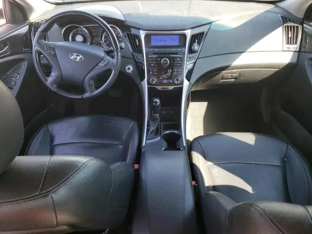 2011 HYUNDAI SONATA SE