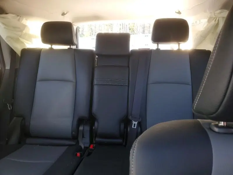 2019 TOYOTA 4RUNNER SR5  