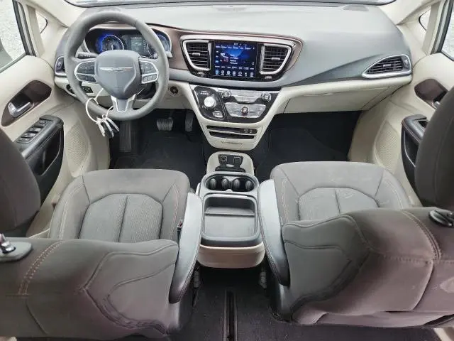 2017 CHRYSLER PACIFICA TOURING L  