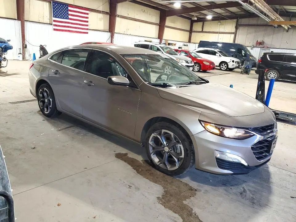 2024 CHEVROLET MALIBU LT  