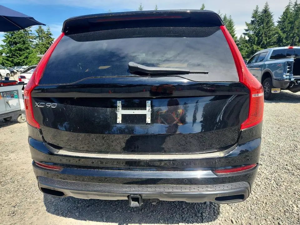 2016 VOLVO XC90 T6  