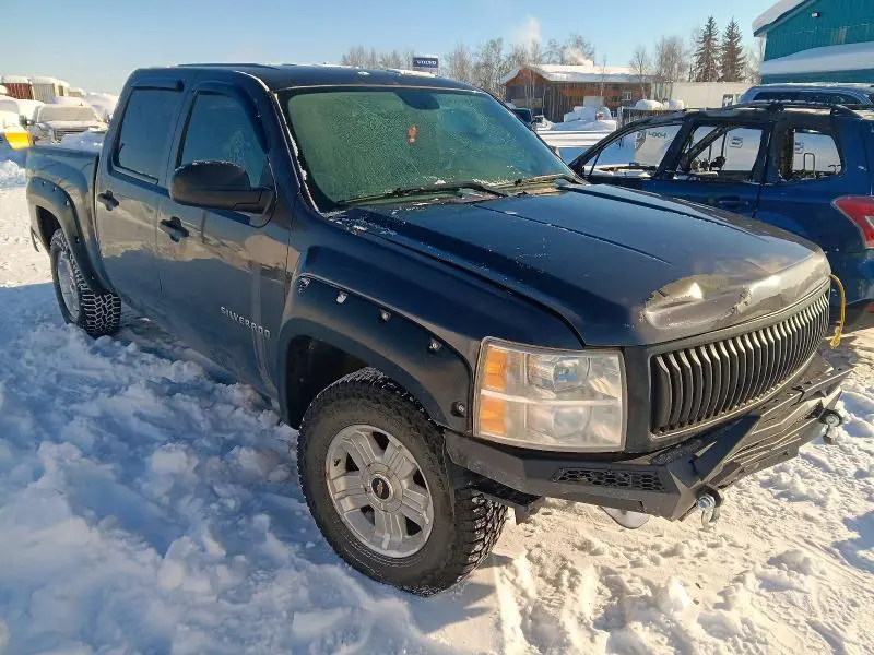 2011 CHEVROLET SILVERADO K1500 LT  
