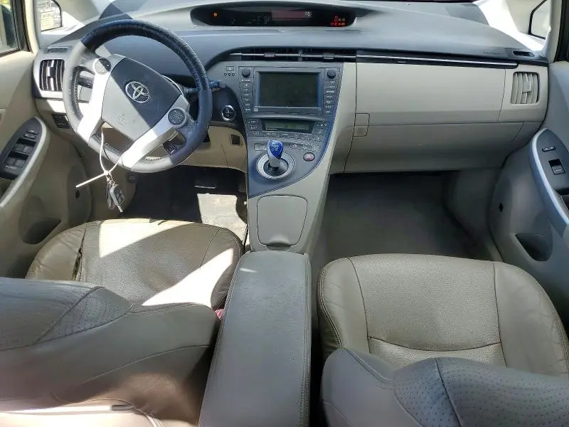 2010 TOYOTA PRIUS IV  