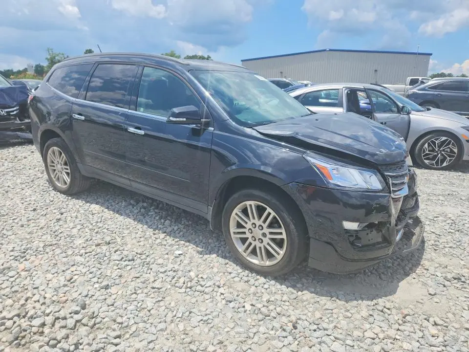 2015 CHEVROLET TRAVERSE LT  