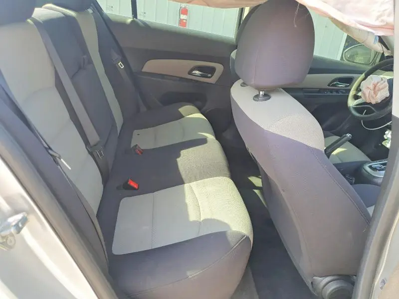 2012 CHEVROLET CRUZE LS  