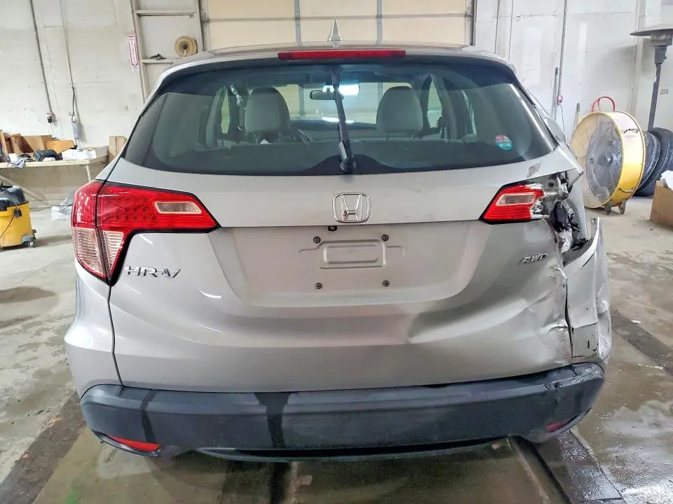 2016 HONDA HR-V LX  