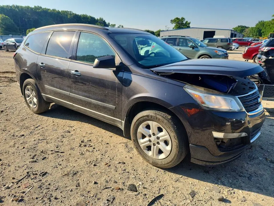 2015 CHEVROLET TRAVERSE LS  