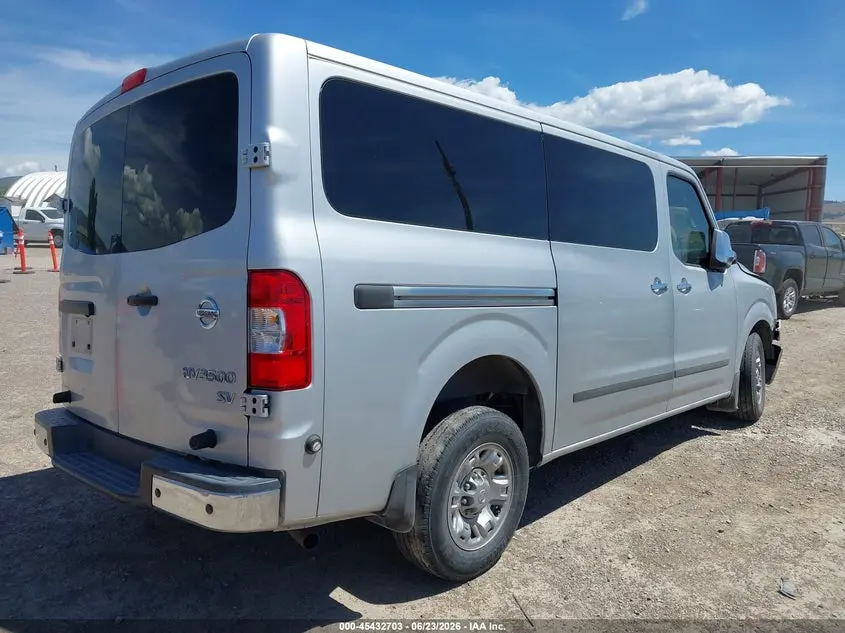 2018 NISSAN NV PASSENGER NV3500 HD SV V6