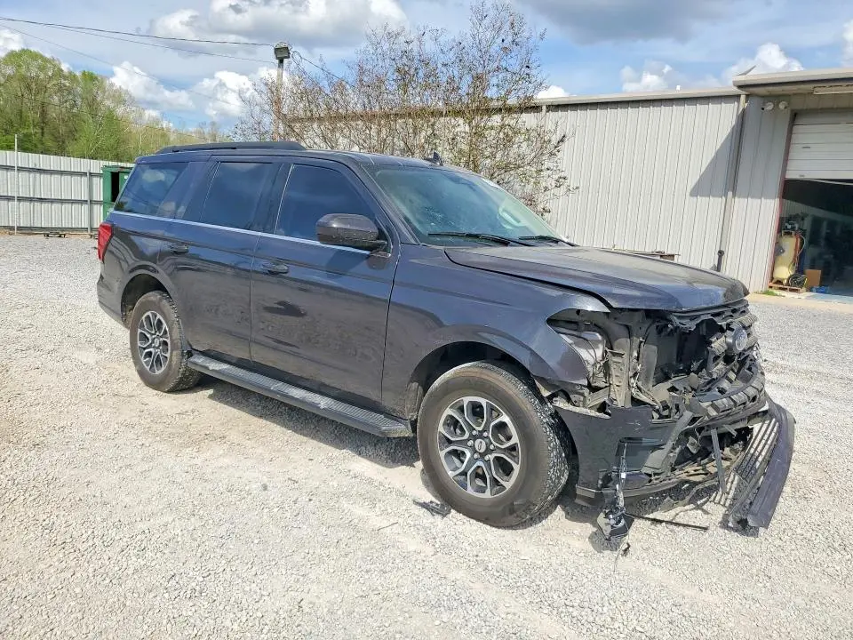 2022 FORD EXPEDITION XLT  