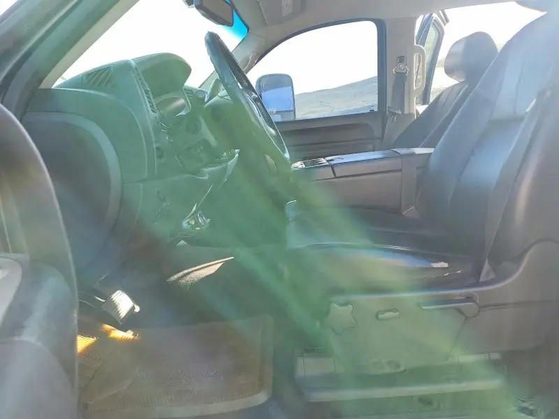 2011 CHEVROLET SILVERADO K2500 HEAVY DUTY LT  