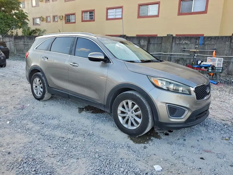 2016 KIA SORENTO LX  