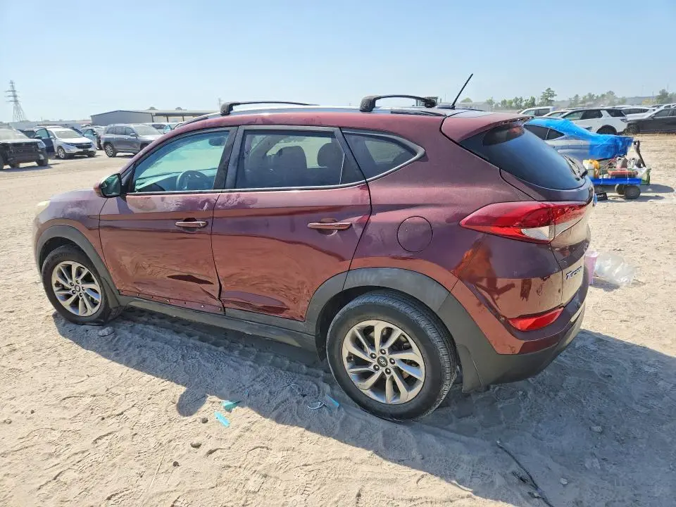 2016 HYUNDAI TUCSON SE  