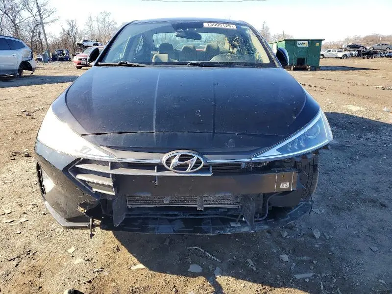 2020 HYUNDAI ELANTRA SE  