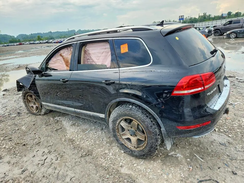 2013 VOLKSWAGEN TOUAREG V6 TDI  