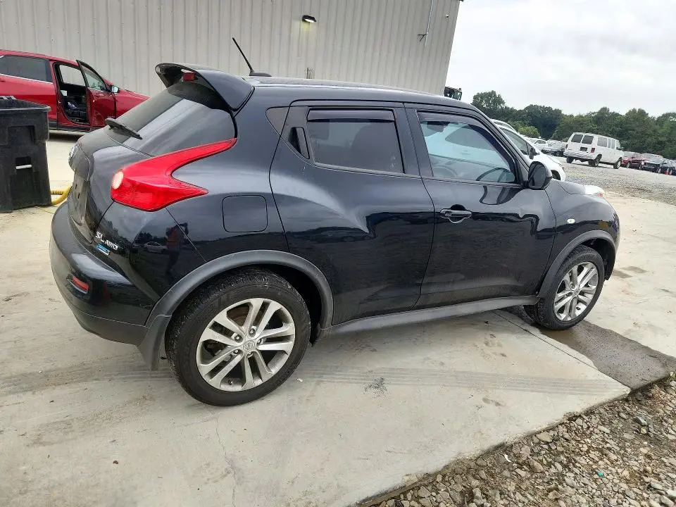 2014 NISSAN JUKE SL  