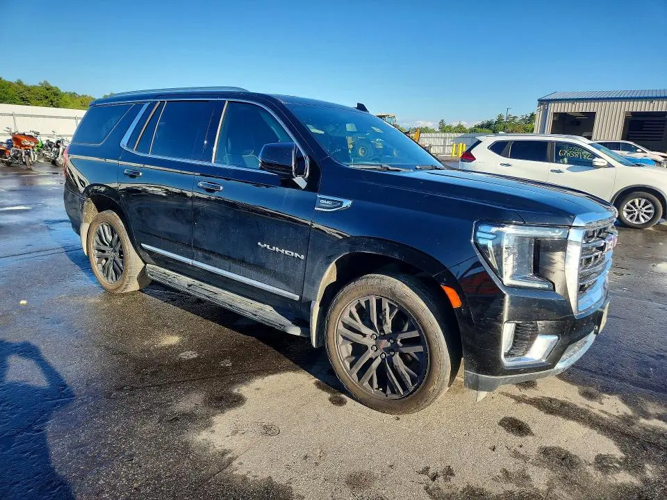 2021 GMC YUKON SLT  