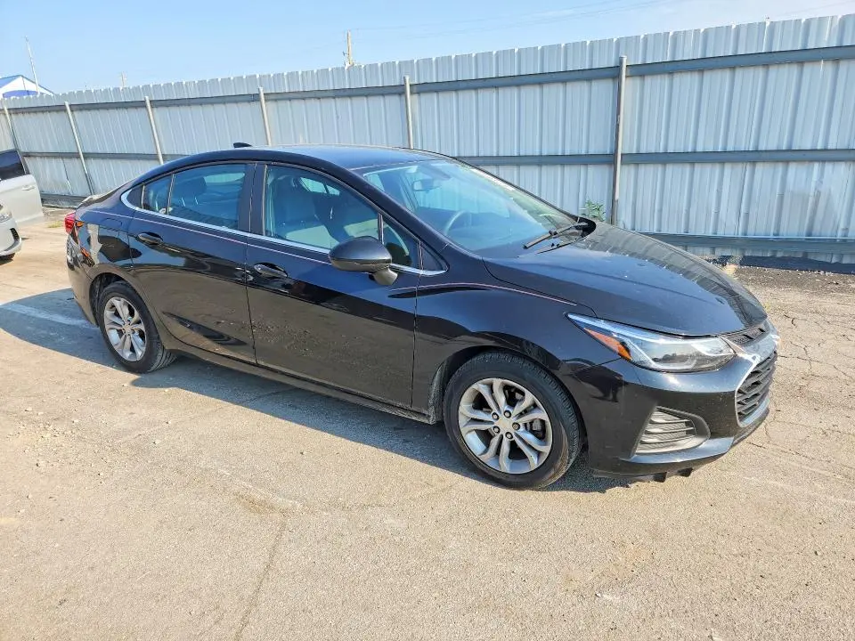 2019 CHEVROLET CRUZE LT  