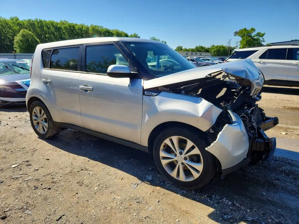 2015 KIA SOUL +  