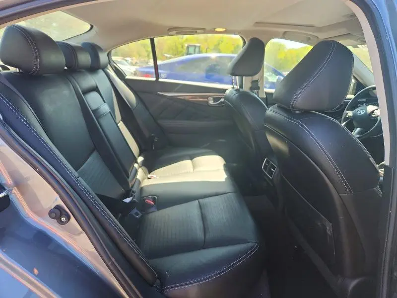 2015 INFINITI Q50 SPORT  