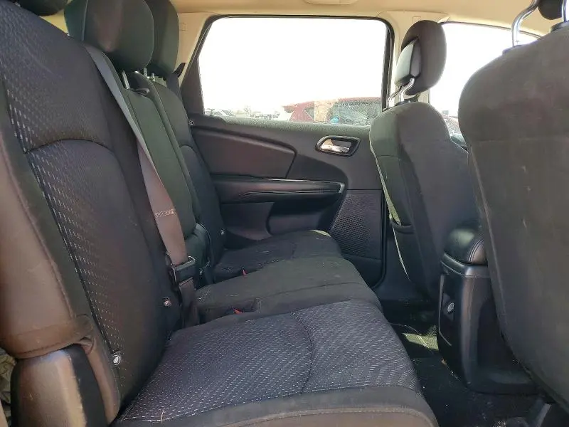 2019 DODGE JOURNEY SE  