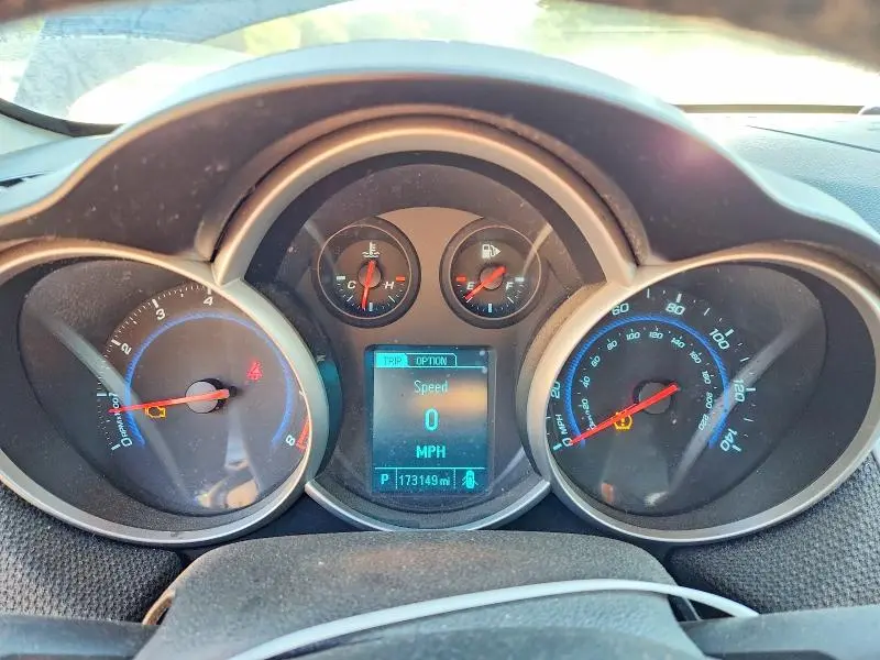 2013 CHEVROLET CRUZE LT  