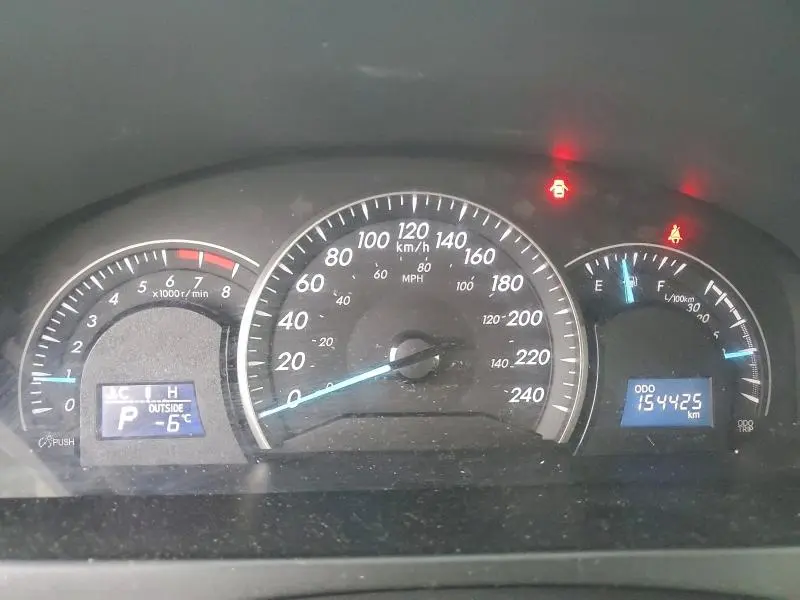 2012 TOYOTA CAMRY BASE  